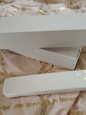 Apple White Glossy Watch Packaging Set